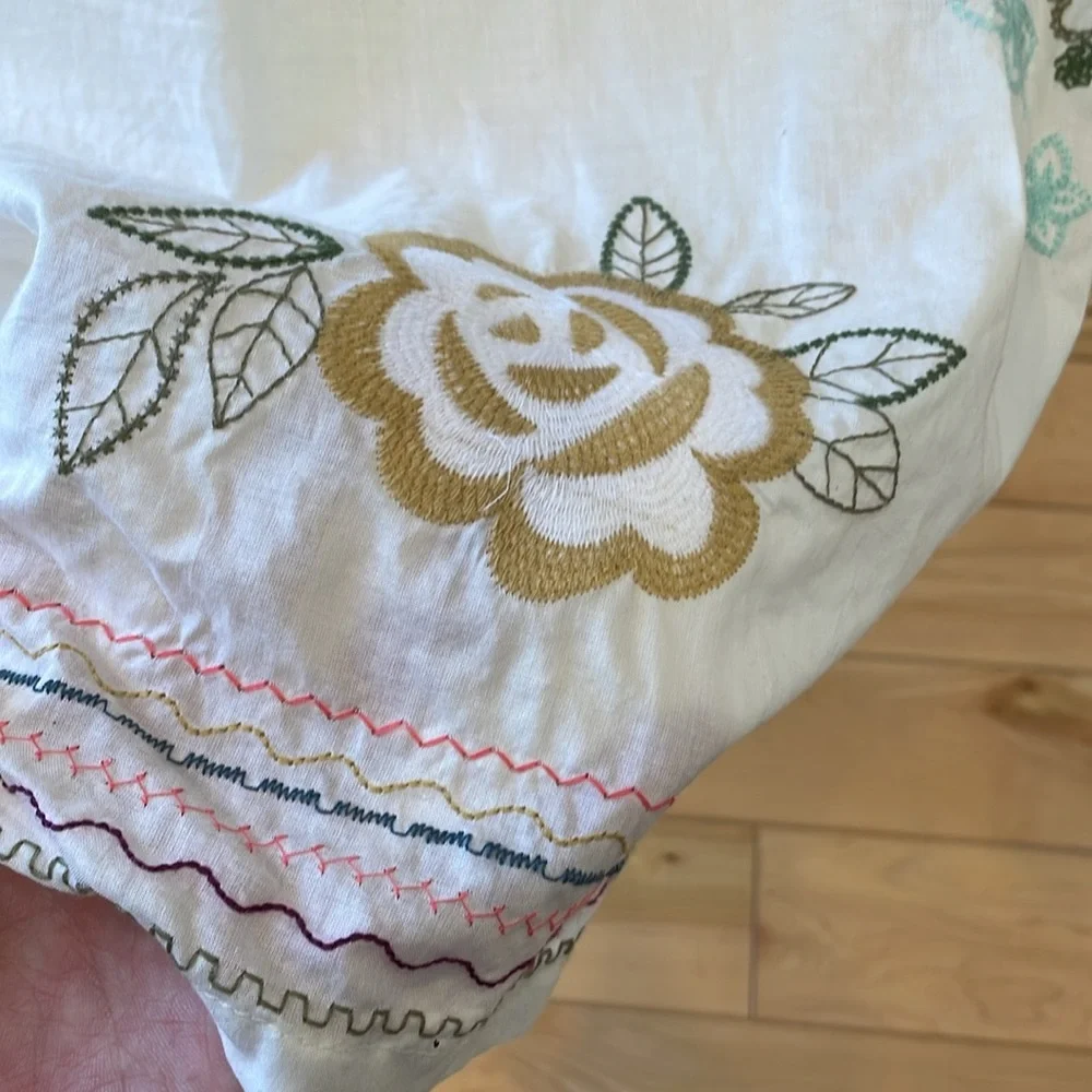 Talbots fully lined Aline cream embroidered flower side zip skirt - Picture 9 of 14